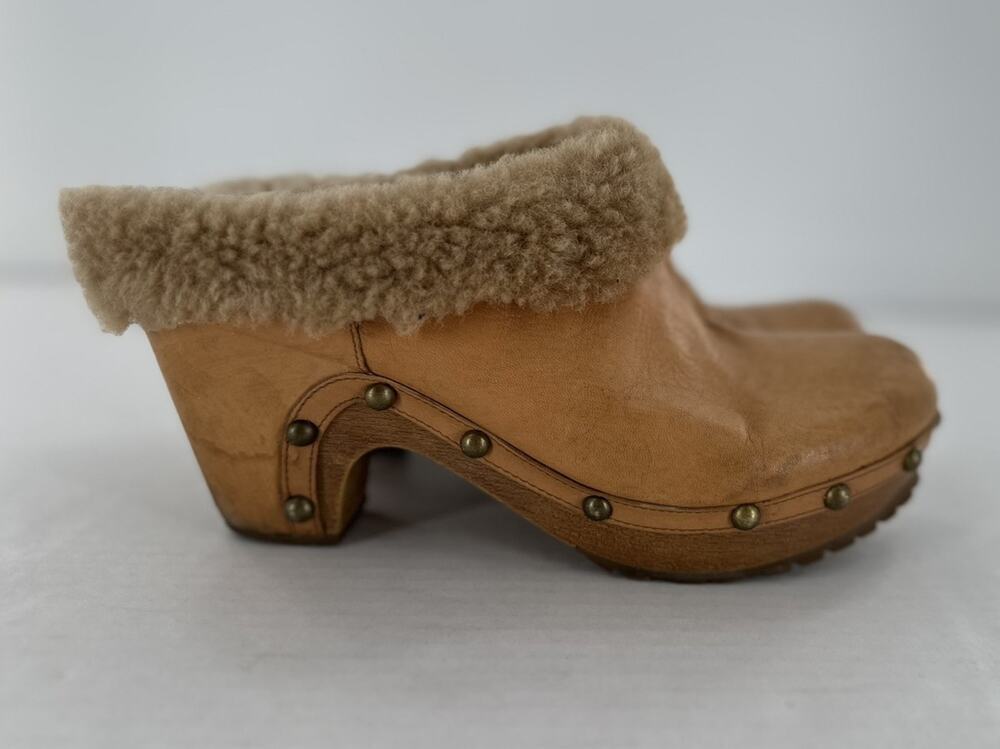 Vtg Staccato Clogs Leather Wood Heel Stutted Shearling Y2K Size 9 Bratz